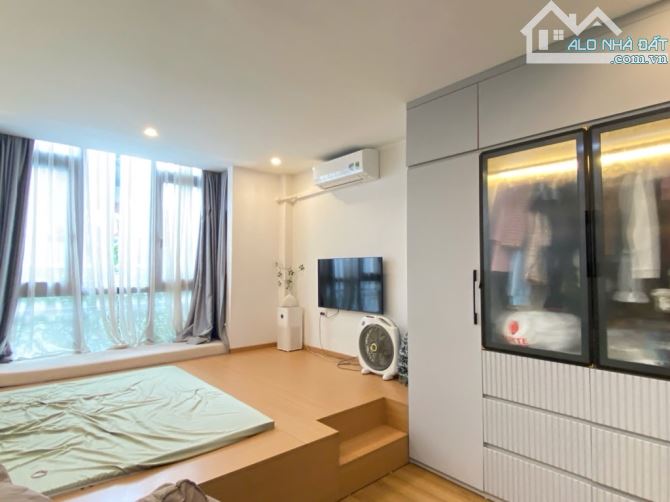 Nhà Cổ Linh, Long Biên, ô tô nhỏ vào cửa, 36m * 5 Tầng, View Aeon - 2