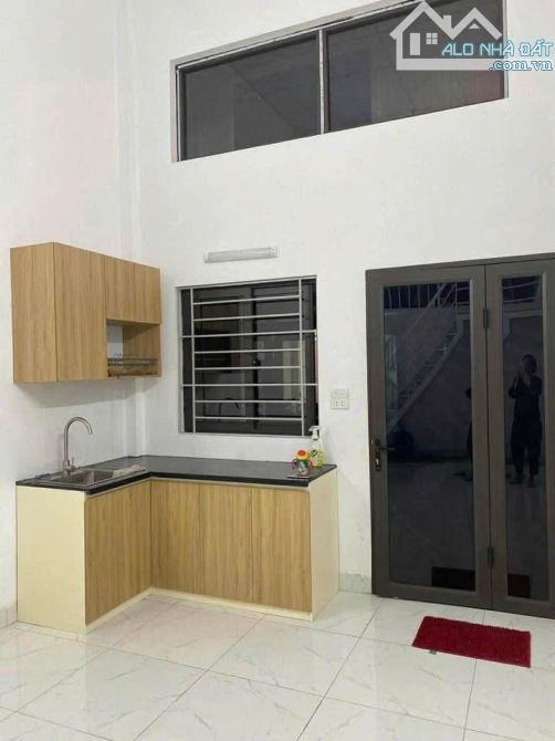 Cho thuê nhà ngõ 17 Đại Mỗ, Nam Từ Liêm, DT 40m x 2 tầng, giá 7.5tr - 2