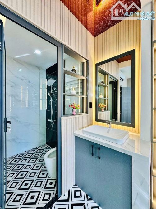 🏠 Phạm Văn Chiêu,Phường 13 Gò Vấp💎 Hẻm 1 trục 7m 💎4.2m x 21m. 5 Lầu Thang Máy💵15,8 Tỷ - 29