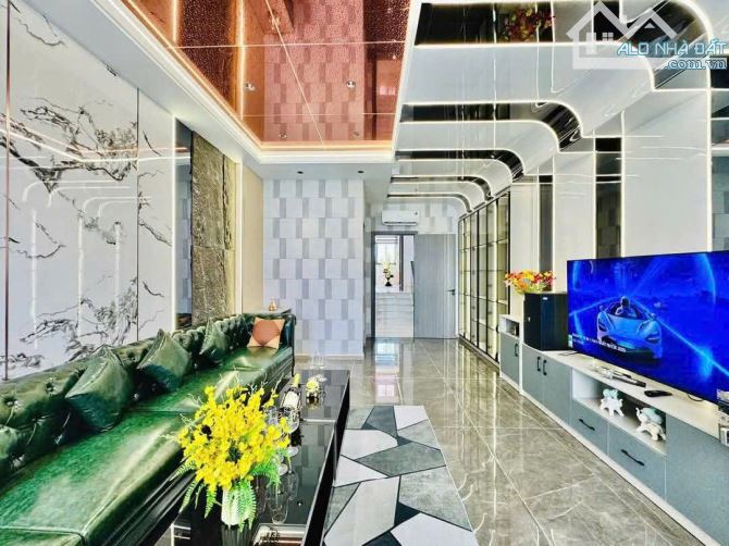 🏠 Phạm Văn Chiêu,Phường 13 Gò Vấp💎 Hẻm 1 trục 7m 💎4.2m x 21m. 5 Lầu Thang Máy💵15,8 Tỷ - 30