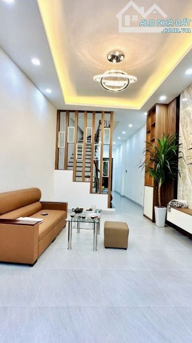 🏡 BÁN NHÀ PHỐ PHAN KẾ BÍNH – 47M² – 5 TẦNG – MT 4,2M – DÒNG TIỀN 860TR/NĂM – GIÁ 16,9 TỶ - 3