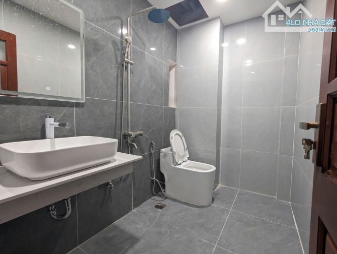 Bán nhà ngõ 34 Nguyễn Thị Định, 60m2 x 5 tầng, ô tô tránh - 3
