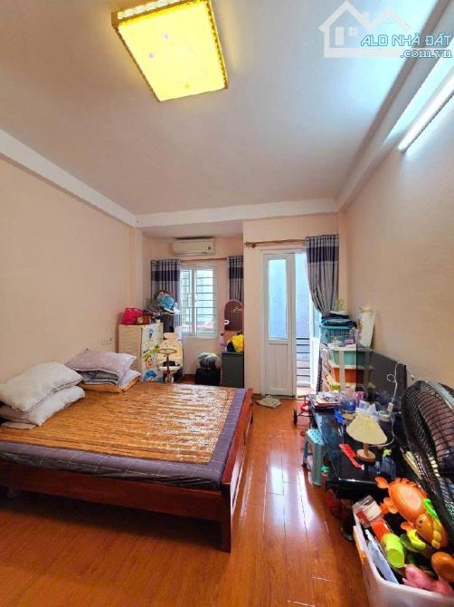 BÁN NHÀ NGỌC THỤY – Ô TÔ ĐỖ CỬA - DÂN XÂY – FULL NỘI THẤT - Ở NGAY –  30M2 CHỈ 6,8 TỶ - 3