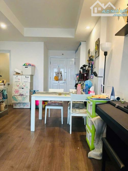 Chung cư 10A Trần Nhật Duật,Tân Định, Q1: 70m2, 2p ngủ, 12tr/th - 3