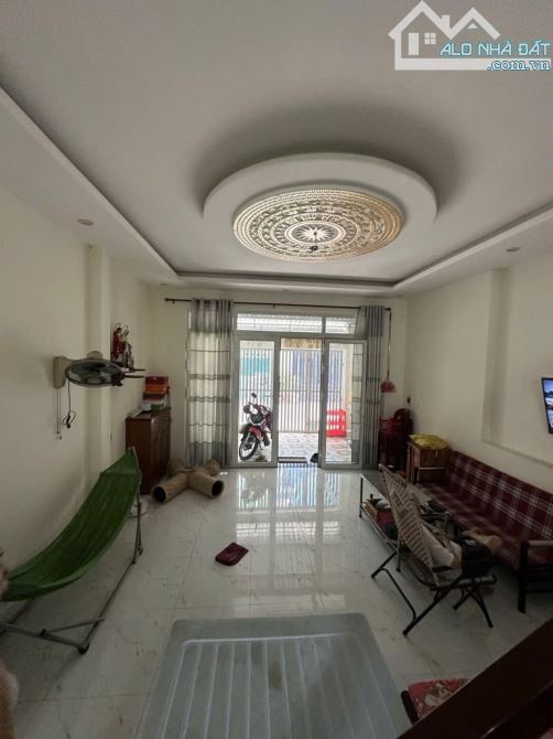 Bán nhà 3 Tầng - Thạnh Lộc 22 - 5mx 18.5m - Xe hơi ngủ trong nhà - Giá 5.8 tỷ - 3