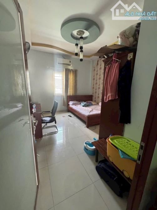 🏡 Bán nhà 3 tầng - Hẻm xe hơi tránh - Huỳnh Tấn Phát - Nhà Bè - 4x15 - Giá 5.8 tỷ - 3