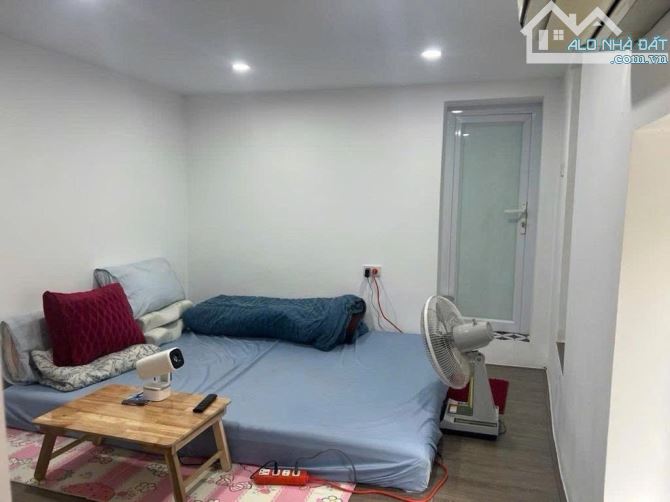 Bán TẬP THỂ EM GÁI PHỐ BẠCH MAI, 4.x TỶ, VÀI NƯỚC RA MP, KINH DOANH SPA, 2 Tầng THÔNG SÀN. - 3