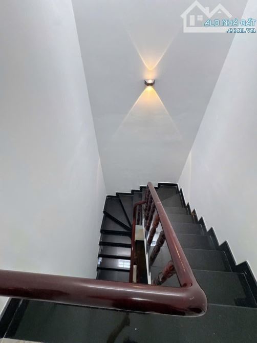 Căn duy nhất, giá tốt nhất khu vực ngay Lê Văn Sỹ, Q3. Giá: 3 Tỷ 110 / 52m2. SHR, hẻm 5m - 3