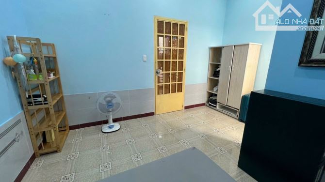 VỊ TRÍ ĐẸP, HẺM SẠCH SẼ, THÔNG THOÁNG, MUA Ở CHO THUÊ CÓ DÒNG TIỀN TỐT. - 3