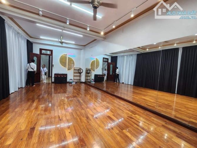 CẦU GIẤY SỔ ĐỎ 100M2 TRÒN, THANG MÁY, MẶT NGÕ THÔNG KINH DOANH, Ô TÔ, GIÁ 29.5 TỶ - 3