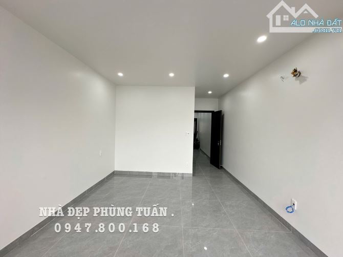 P Tuấn... Nhà xây mới mặt đường 15m khu phân lô Ngô Gia Tự, gần Lê Hồng Phong, 77m2 x 4 tầ - 3