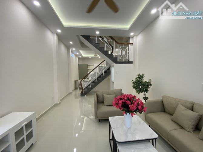 Bán Nhà Hẻm Xe Hơi Gò Vấp-3Tầng-56m2-Giá 6,55 Tỷ - 3