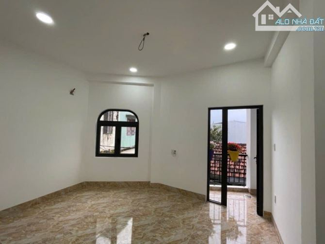 Cần tiền bán nhanh_nhà mới đẹp 2 mặt kiệt Trần Cao Vân_cách biển chỉ 50m_3tyX - 3