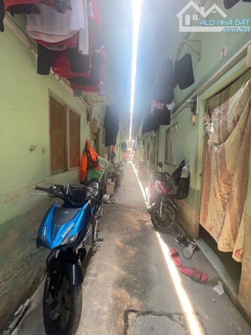 Bán nhà trọ, Huỳnh Tấn Phát, Quận 7. DT 320m2, ngang 8m, dòng tiền khủng. - 3