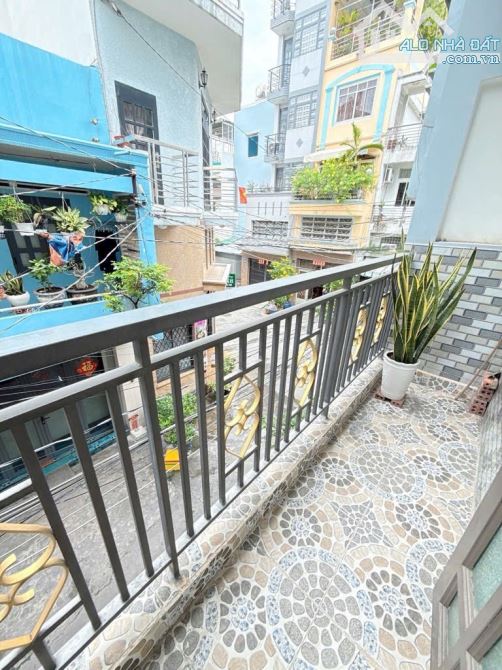 Bán nhà Quận 11-Hẻm ô tô-Giáp Quận 10-Sát MT Minh Phụng-P9-40m2-4x10-4tầng-4PN - 3