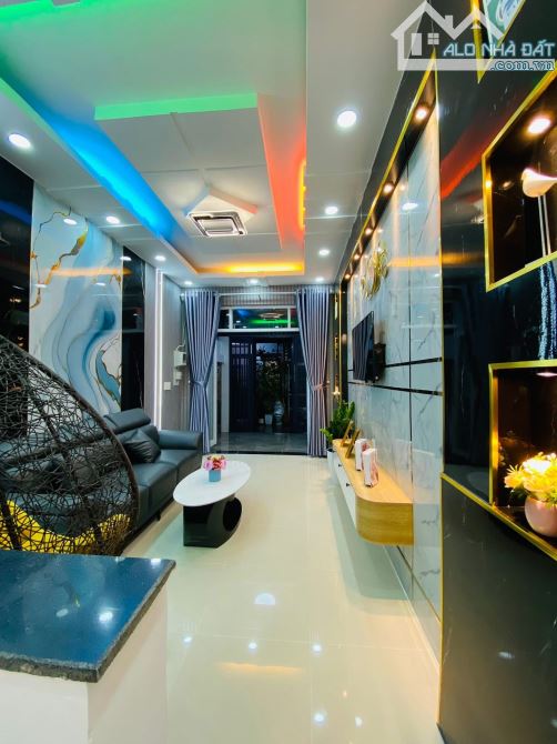 Bán nhà Gò Vấp hẻm rộng Nguyễn Tư Giản có sân để xe, nhà đẹp 2PN giá chỉ 4 tỷ 5 tl - 3