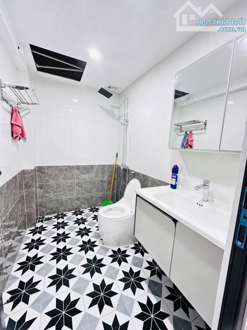 CĂN HỘ TRẦN QUỐC HOÀN 3 NGỦ FULL NỘI THẤT 80M CHỈ 4 TỶ 400 - 3