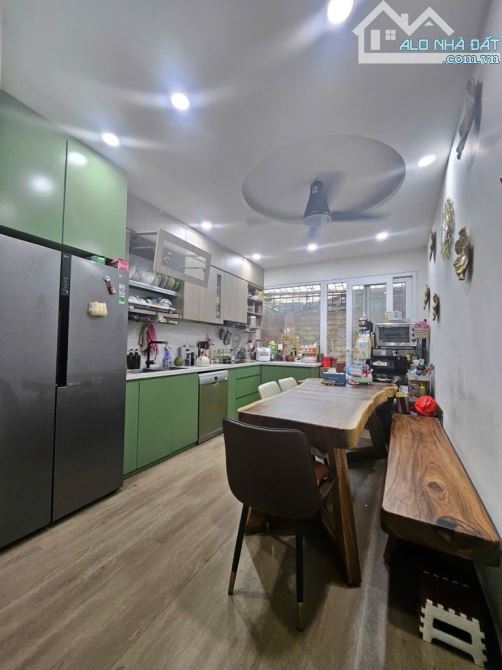 DUY NHẤT TẠI #BỒ #ĐỀ - 57M - 4 TẦNG - MT4M - 20M Ô TÔ NGỦ NGÀY ĐÊM - CHỈ 9,X TỶ - 4