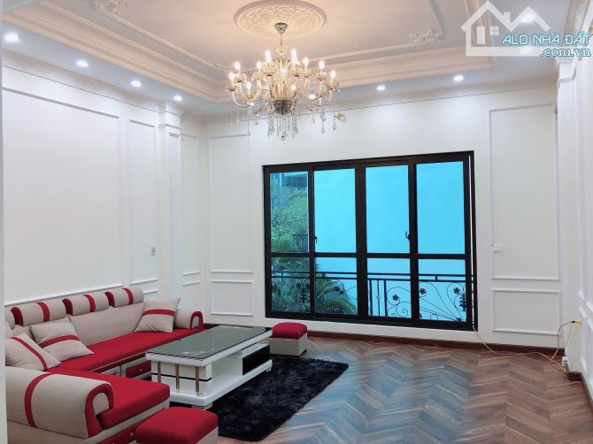 BÁN NHÀ MẶT NGÕ VÕ CHÍ CÔNG, 37M2, 5 TẦNG, LÔ GÓC 2 THOÁNG, 7,2 TỶ - 4