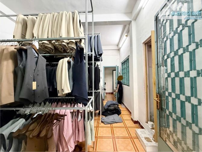 Giảm giá bán nhà Thoại Ngọc Hầu, còn 9 tỷ, 4x22m, 4 tầng - 4