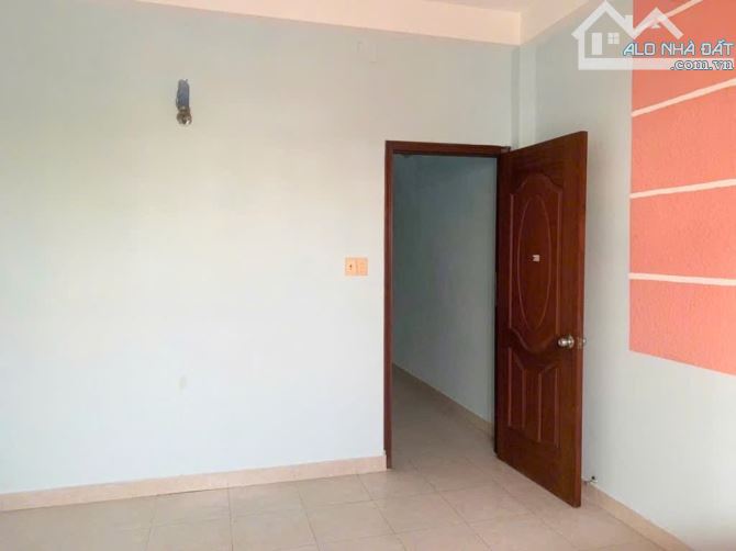 NHÀ BÌNH TRỊ ĐÔNG-54M2-4PN-3 TẦNG+SÂN THƯỢNG-HẼM 6M THÔNG-SÁT CHỢ-KHU TÊN LỬA-CHỈ 5 TỶ++ - 4