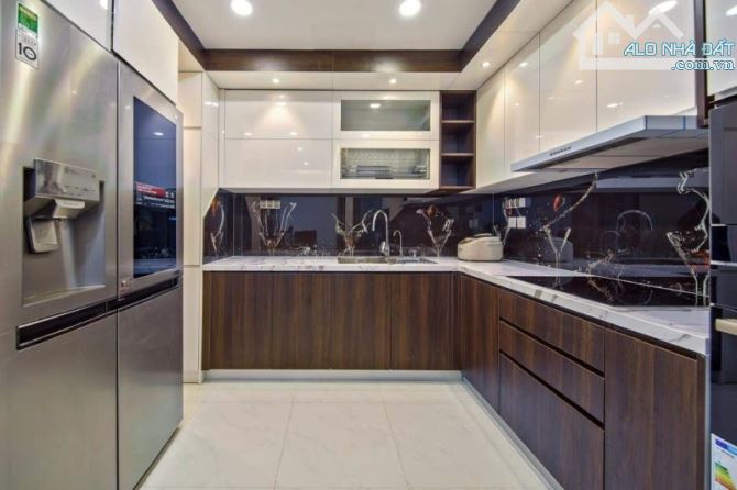 Bán căn hộ 3 ngủ full nội thất, chung cư Discovery Complex 302 Cầu Giấy chỉ 10,9 tỷ - 4