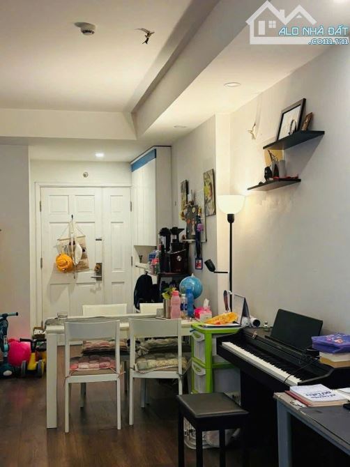 Chung cư 10A Trần Nhật Duật,Tân Định, Q1: 70m2, 2p ngủ, 12tr/th - 4