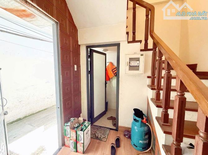 HOÀNG DIỆU - NHÀ 2 MẶT KIỆT TRƯỚC SAU - 3 TẦNG - 3.7 TỶ - 4