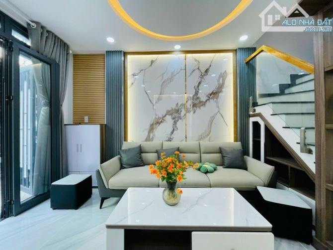 Nhà đẹp full nội thất 3 tầng 3 PN sổ hồng chính chủ đường Phan Huy Ích Gò Vấp nhỉnh 4 tỷ - 4