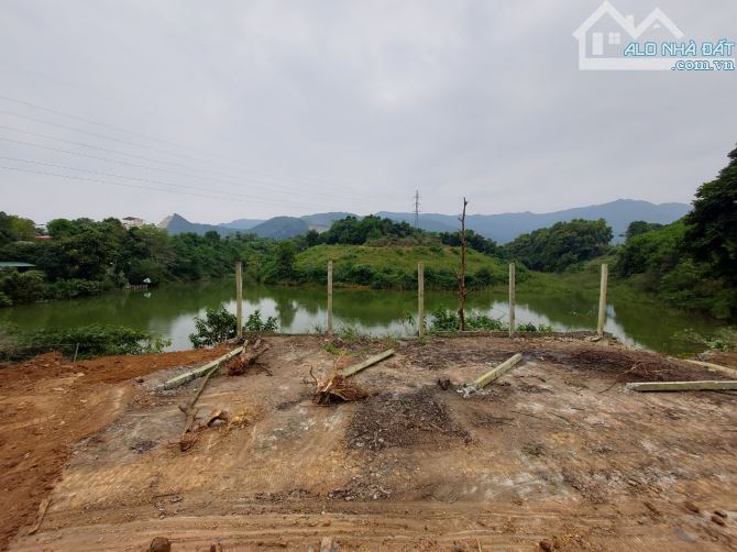 SIÊU PHẨM BÁN ĐẢO 5700m2, BÁM HỒ ĐẸP, MẶT TIỀN BÁM HỒ 100M, GIÁ RẺ NHẤT LƯƠNG SƠN - 4