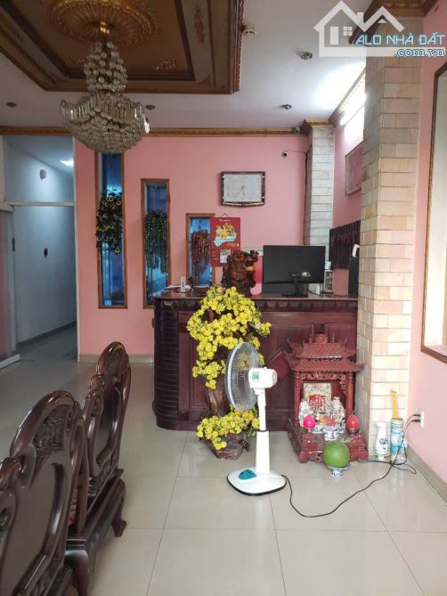 BÁN GẤP KHÁCH SẠN CÓ 20 PHÒNG, THANG MÁY,  HÀ HUY GIÁP QUẬN 12, DT 141 M²(5×28)GIÁ SIÊU RẺ - 4