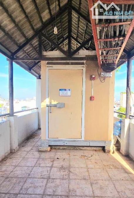 Mặt tiền hẻm Đào Cam Mộc 5x18 sổ riêng 6 tầng khai thác 27tr/ tháng chỉ 8 tỷ 8 - 4