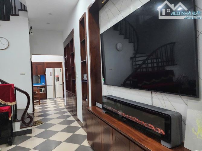 BÁN NHÀ PHÂN LÔ CẦU GIẤY - Ô TÔ TẢI ĐỖ CỬA - KINH DOANH - GẦN PHỐ - DT 74M2, HƠN 18 TỶ - 4