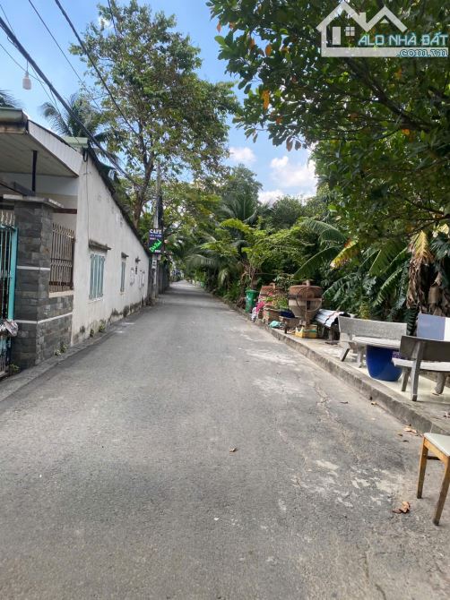 Cần bán nhanh nhà 1T,1L (4.5x15) 68m đường oto ngay chung cư The Emeral Cổng Chào Bình Dươ - 4
