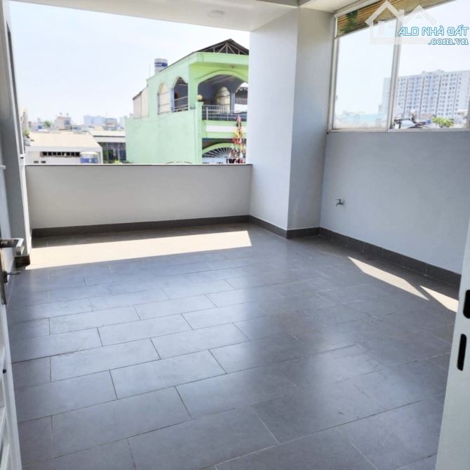 MẶT TIỀN KINH DOANH VIP-BÌNH TÂN GIÁP TÂN PHÚ-56M2-4 TẦNG ĐẸP-MỞ KD NGAY-CHỈ 5 TỶ++ - 4