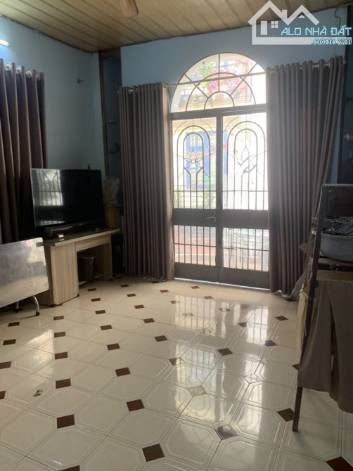 Phường Tân Hưng Quận 7,nhà 2 tầng nở hậu, 70m2, 4PN, 7.x tỷ - 4