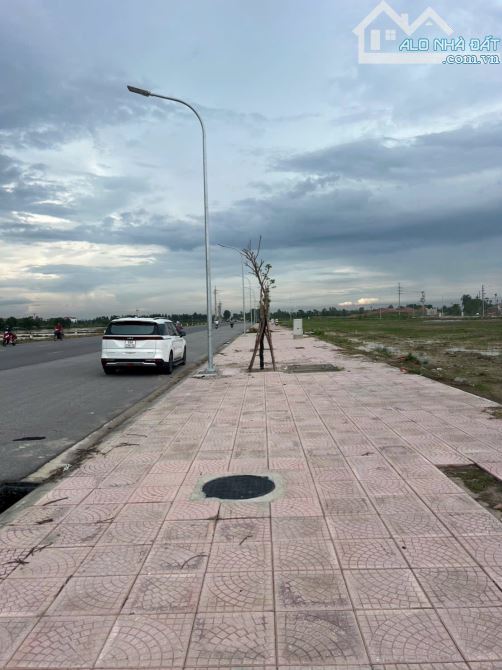 BÁN ĐẤT LÀNG NGHỀ TRUNG NGHĨA ĐÔNG THỌ, YÊN PHONG, BẮC NINH. GIÁ CHỈ 11,5TR/M2 - 4