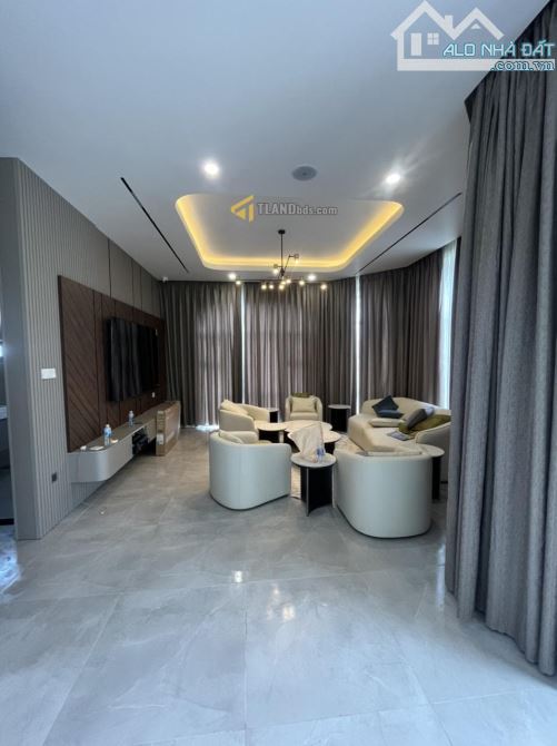 KẸT TIỀN THƯƠNG LƯỢNG MẠNH BÁN GẤP BIỆT THỰ 2 MẶT TIỀN ĐẸP NHẤT TRỊNH HOÀI ĐỨC - 5