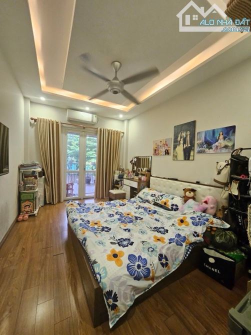 DUY NHẤT TẠI #BỒ #ĐỀ - 57M - 4 TẦNG - MT4M - 20M Ô TÔ NGỦ NGÀY ĐÊM - CHỈ 9,X TỶ - 5