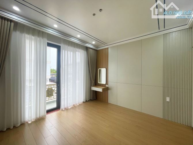 Nhà 5 tầng thang máy tuyến 2 Lê Hồng Phong - 60m2 - Nội thất cao cấp - 5