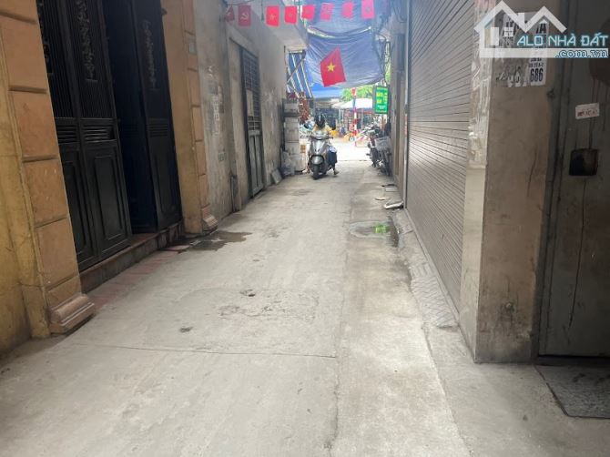 BÁN NHÀ PHỐ THỤY KHUÊ – GẦN CHỢ BƯỞI, LẠC LONG QUÂN – GIÁ CHỈ 4.5 TỶ - 5