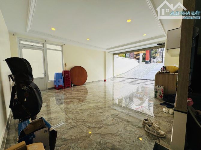VILLA HÙNG VƯƠNG P9 4 TẦNG HOÀN CÔNG 6PN, GYM, SAUNA, HẦM Ô TÔ RỘNG - 18 TỶ TL MẠNH - 5