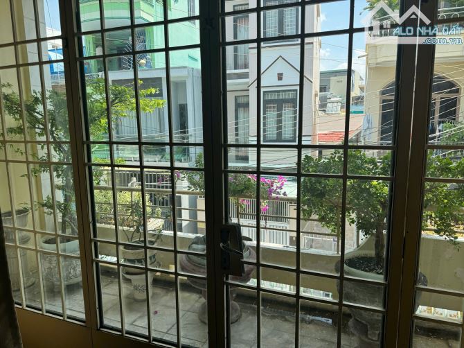 Bán nhà hẻm 6m P Phước Hải , 116m2 ngang 6m , 1 lầu giá 7.5 tỷ - 5
