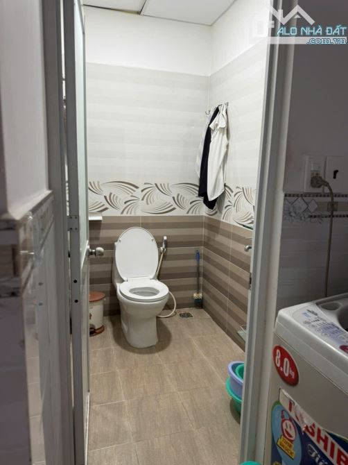 NHÀ ĐẸP KẾ CHỢ TÂN HƯƠNG – HẺM 1 SẸC TÂY SƠN – 63M² – 2 TẦNG ĐÚC – CHỈ 4.7 TỶ - 5