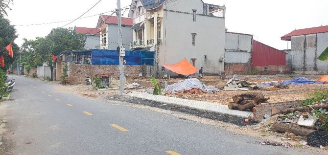 BÁN ĐẤT LÔ GÓC  THANH TRÌ CỘNG HÒA 100m2 MT 5m Giá 3,7 tỷ - 5