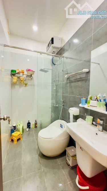 ♻️Oto đỗ cửa, xây độc lập ngõ oto tại Quỳnh Hoàng, Nam Sơn, An Dương (cũ)  ✔️DT: 64m2x 3,5 - 5