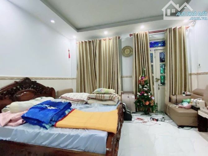 Bán nhà mặt tiền KD Gò Vấp-Đường 8M-Đường số 3 Nguyễn Văn Khối-P9-90m2-4,5x20-4tầng-5PN - 5