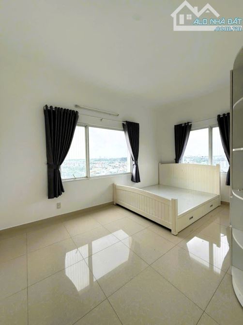 cho thuê căn hộ 3 phòng ngủ full nội thất tại the Navita Tam Bình - 5