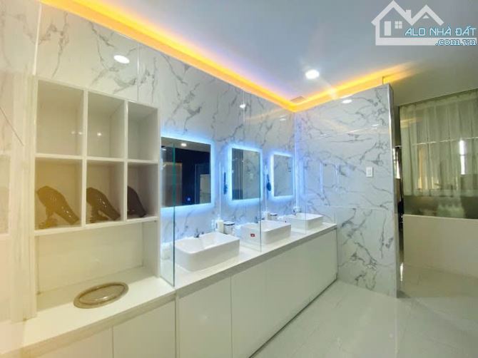 CHO THUÊ TOÀ NHÀ 73A NGUYỄN THỊ MINH KHAI, Q.1 - 9,5M X 15M - 1 HẦM 5 TẦNG - 6