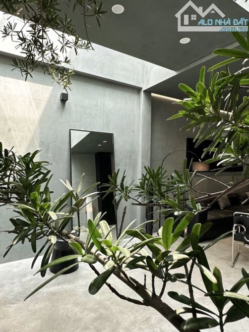 SIÊU PHẨM KTS THIẾT KẾ – KHÔNG GIAN SỐNG ĐẲNG CẤP – HẺM10M, TL 37, Q12 - 115M² - CHỈ 7.8 T - 6